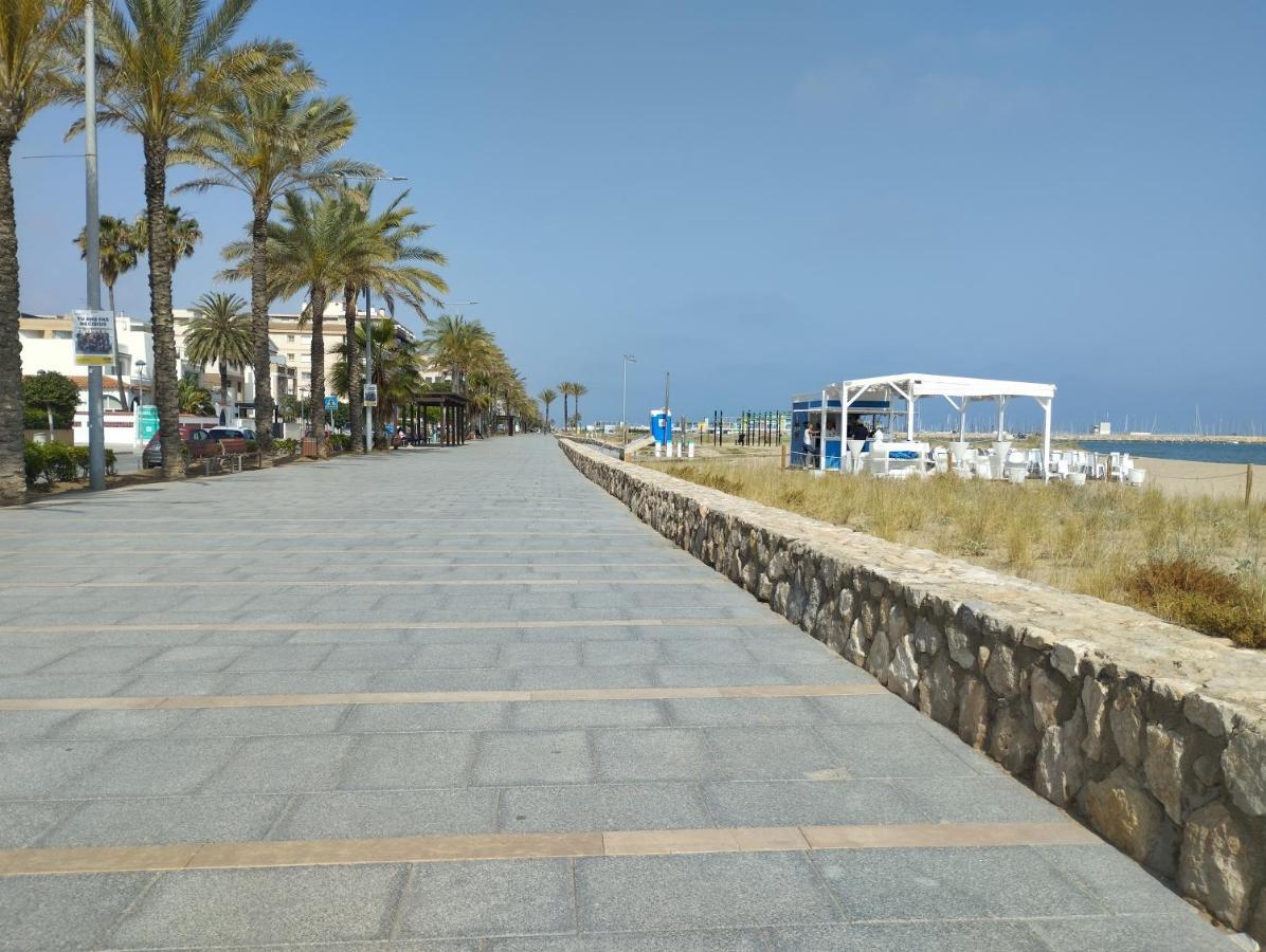 Atico Frente Al Mar Con Parking Para 5 Personas Calafell Eksteriør bilde